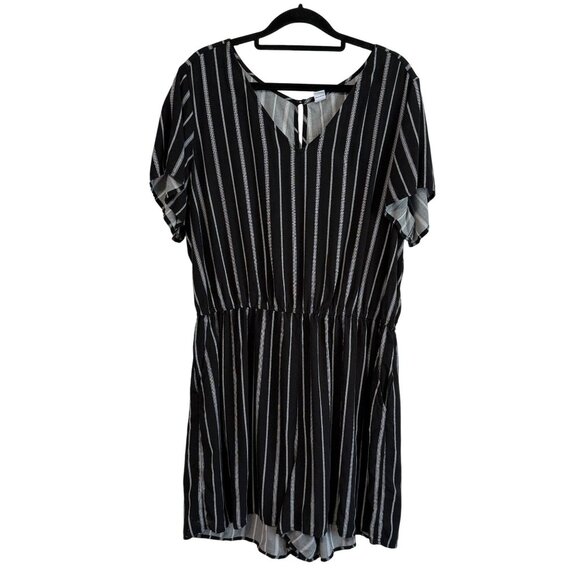 Old Navy Black and White Striped Dress - Picture 1 of 6